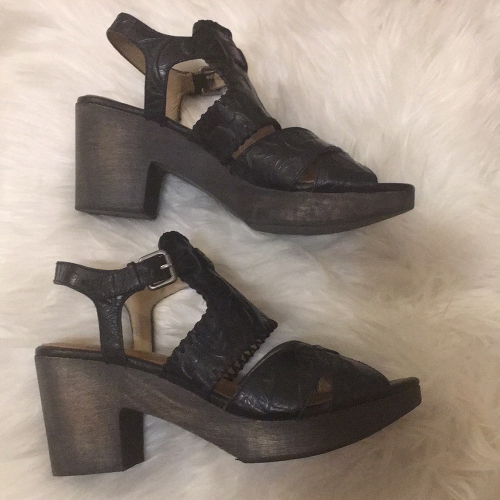 Patricia Nash Black Leather Heel Sandals